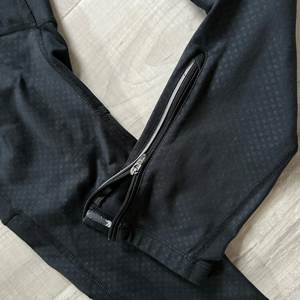 Nike women’s black leggings size L